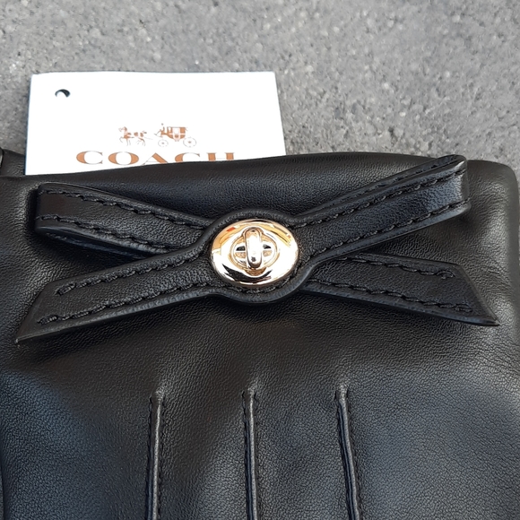Coach Leather Gloves - Picture 2 of 6